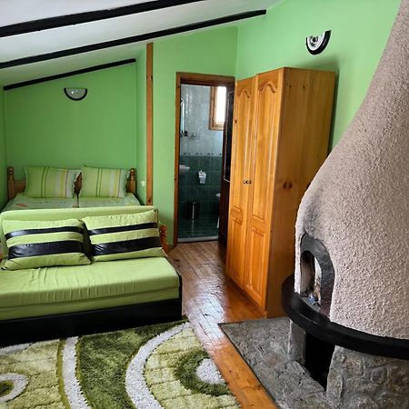 Mama Emiliya Guest House Beli Iskar Exterior photo
