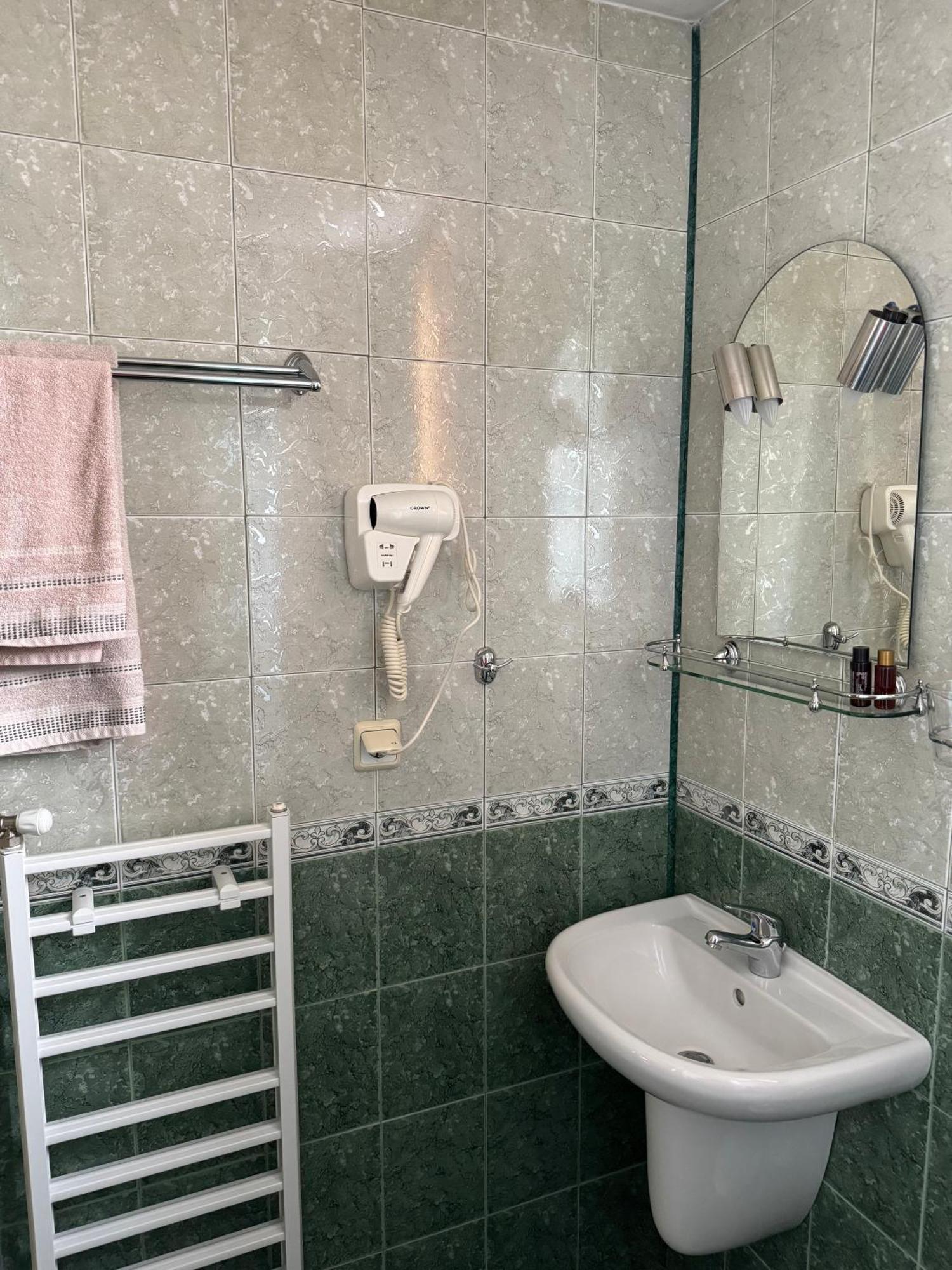 Mama Emiliya Guest House Beli Iskar Exterior photo